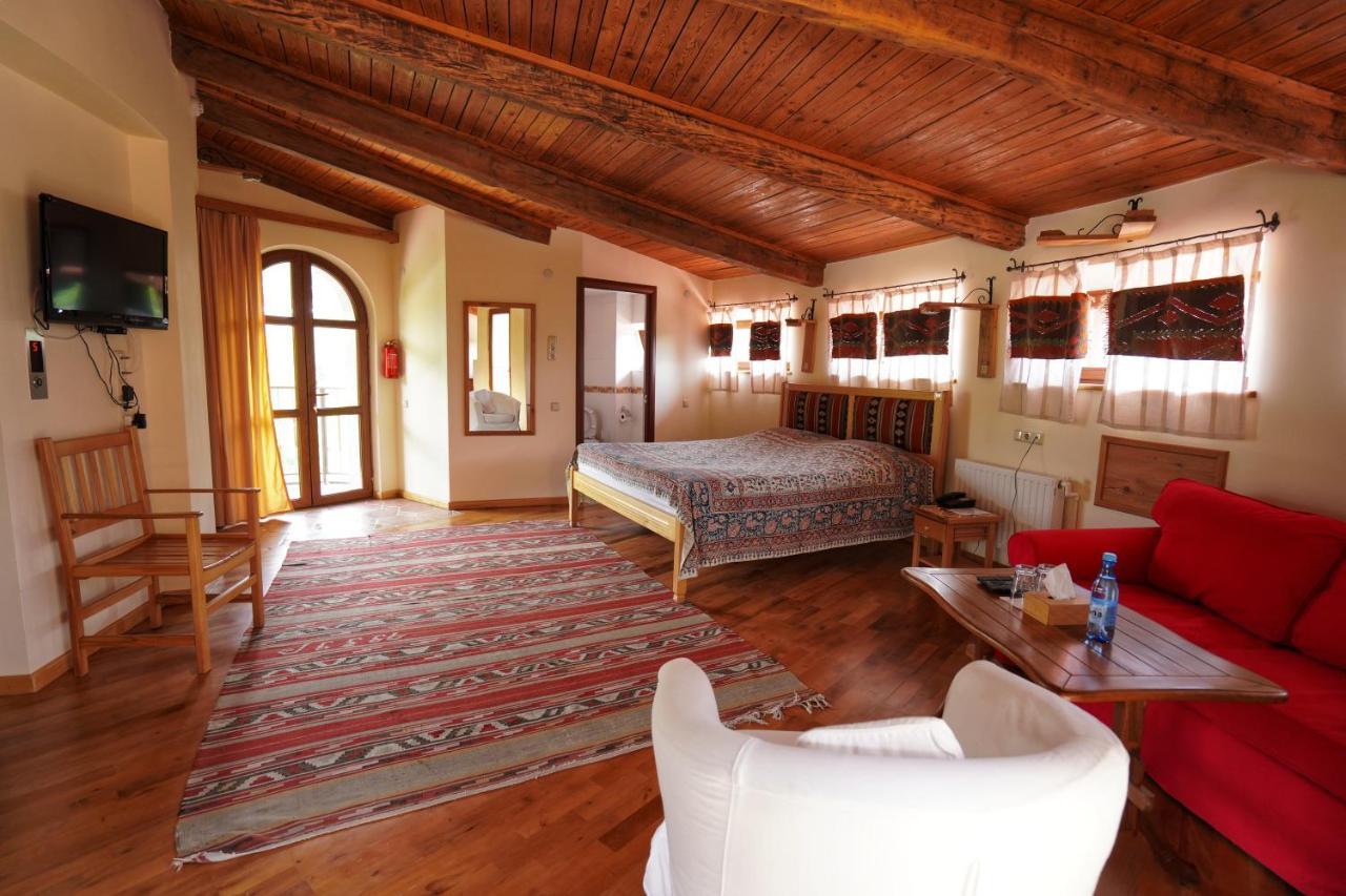 Hotel Mirhav Goris Luaran gambar