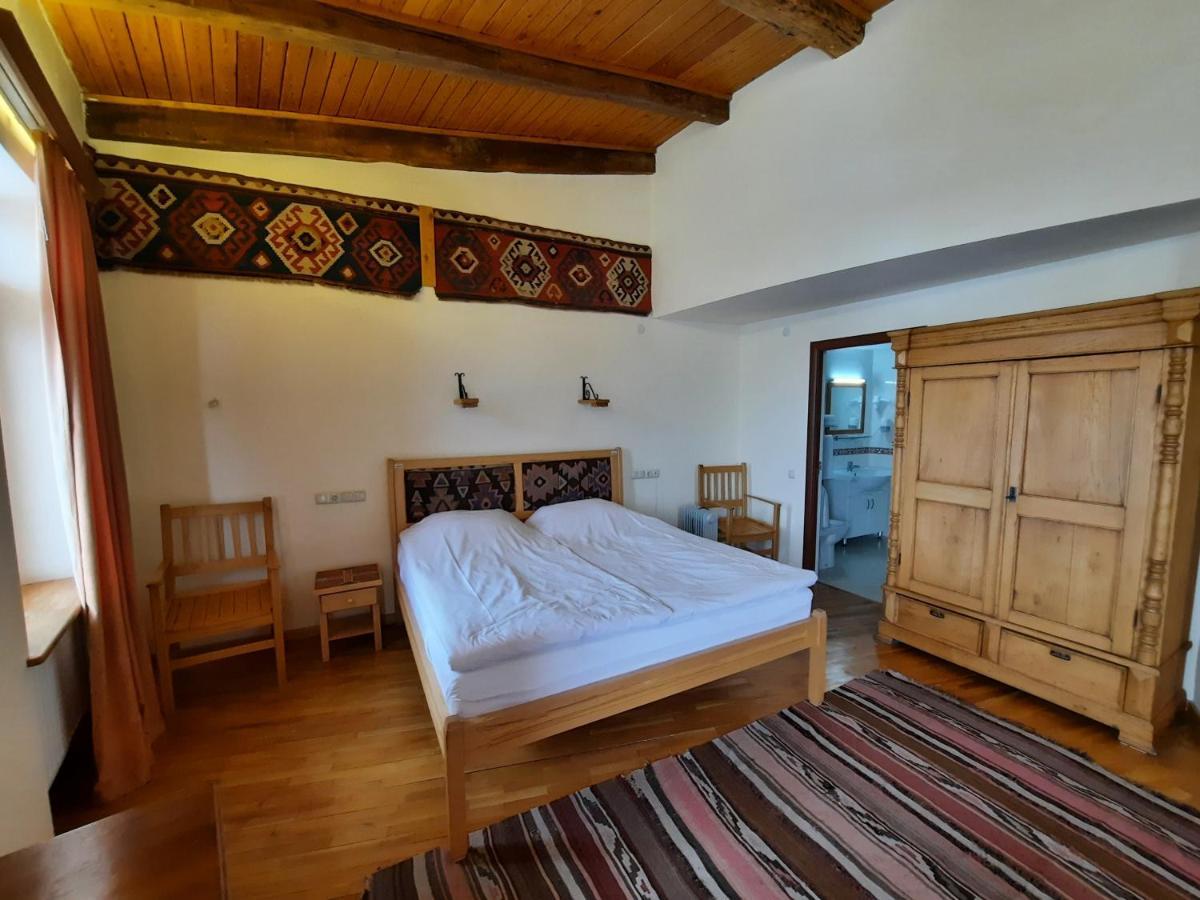Hotel Mirhav Goris Luaran gambar