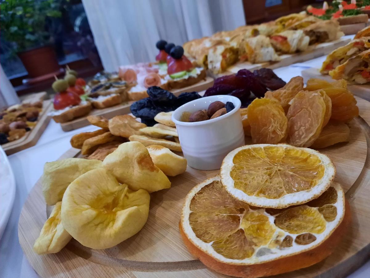 Hotel Mirhav Goris Luaran gambar