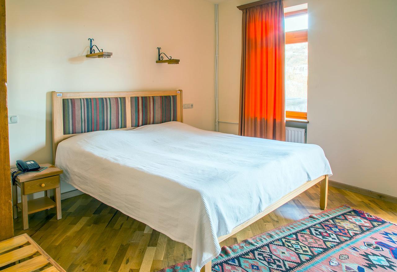 Hotel Mirhav Goris Luaran gambar